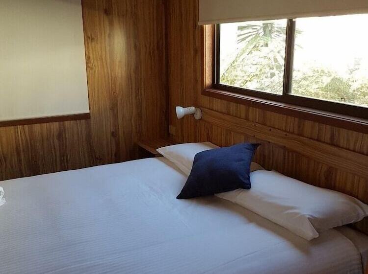 ホテル Pleasurelea Tourist Resort & Caravan Park