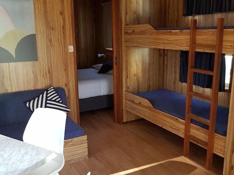 ホテル Pleasurelea Tourist Resort & Caravan Park