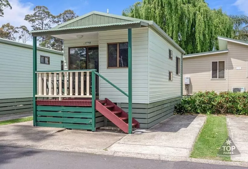 Hotelli Pleasurelea Tourist Resort & Caravan Park