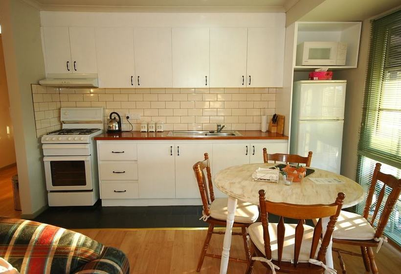 Mittagong Homestead & Cottages