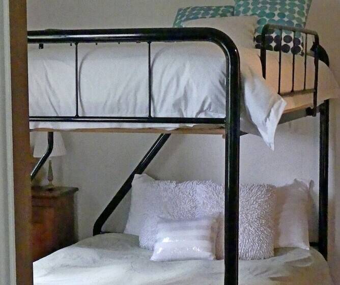 Mount Browne Cottage