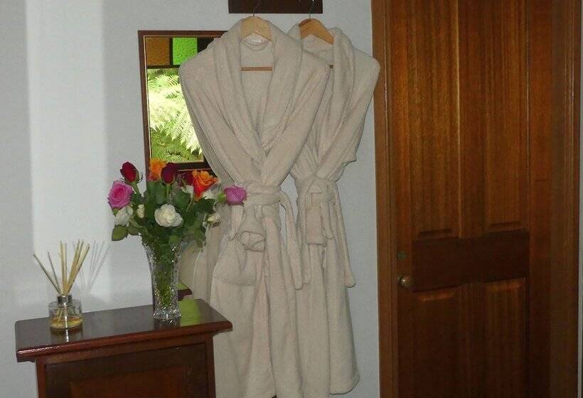 Mount Browne Cottage