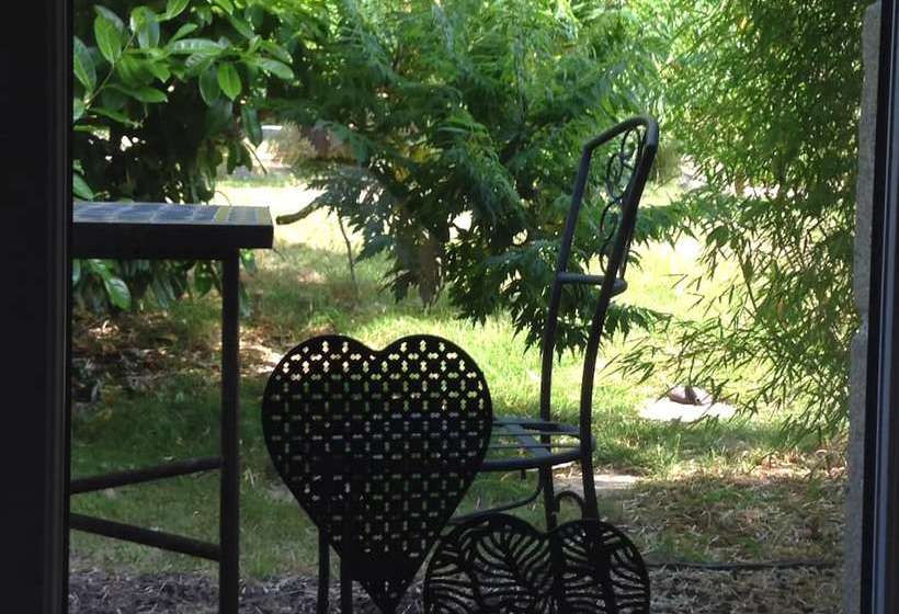 펜션 Le Domaine De Saint Thomin