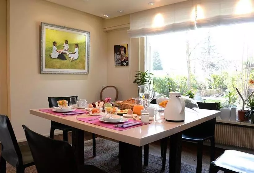 Majatalo Le Jardin De La Tuilerie