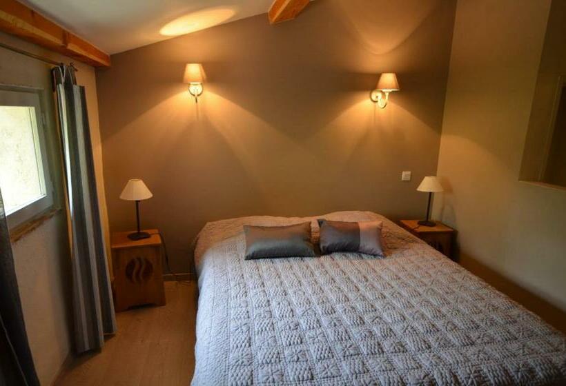 פנסיון Les Maisons De Chante Oiseau