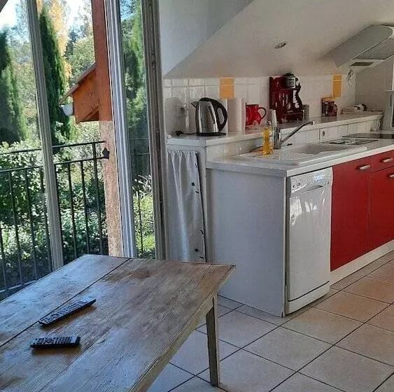 ペンション Puravida  Apparts