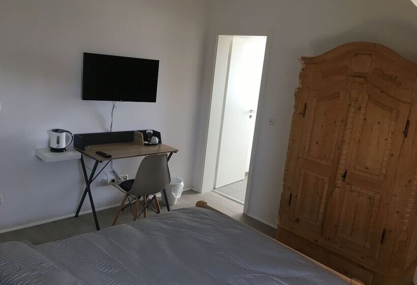 膳宿费 Zimmer Adelheid