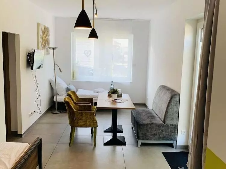 Majatalo Zimmer Adelheid