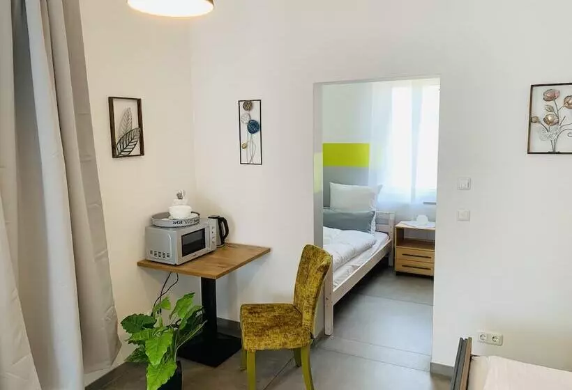 Majatalo Zimmer Adelheid