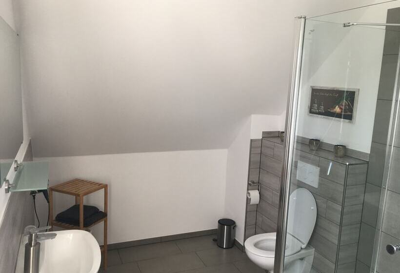 膳宿费 Zimmer Adelheid