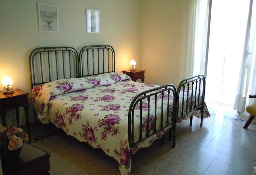 ベッドアンドブレックファースト Maruca S House. Cilento