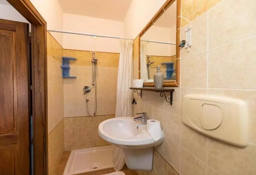 تختخواب و صبحانه Villa Basilio Accommodation