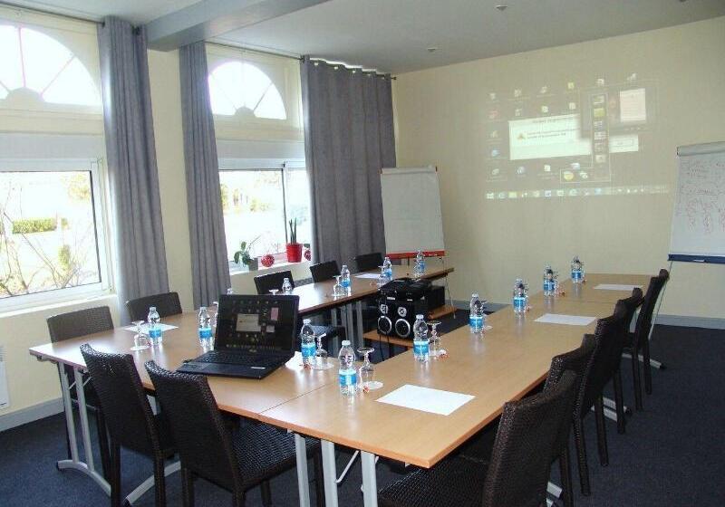 Brit Hotel Du Golf Le Lodge