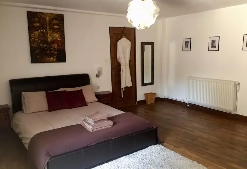 Chaillac Bed & Breakfast