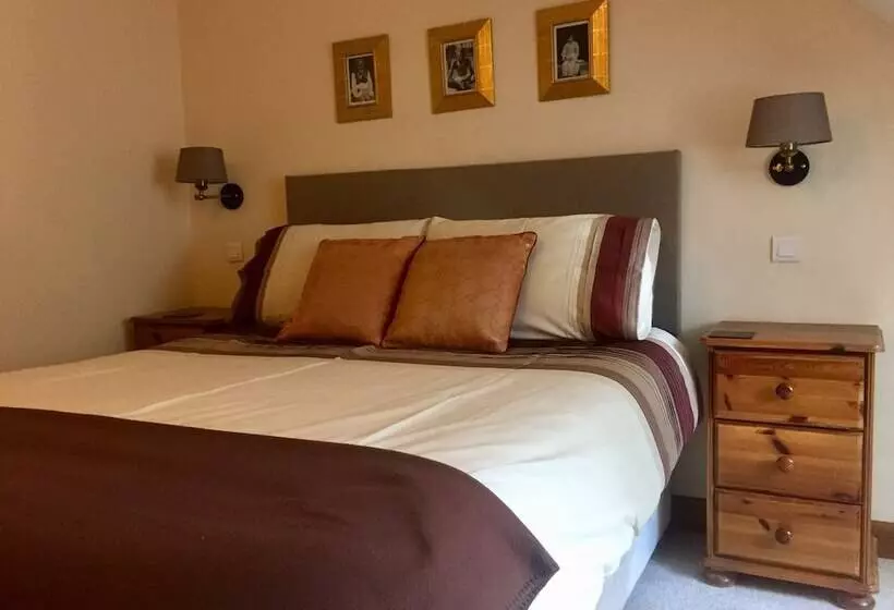 Chaillac Bed & Breakfast