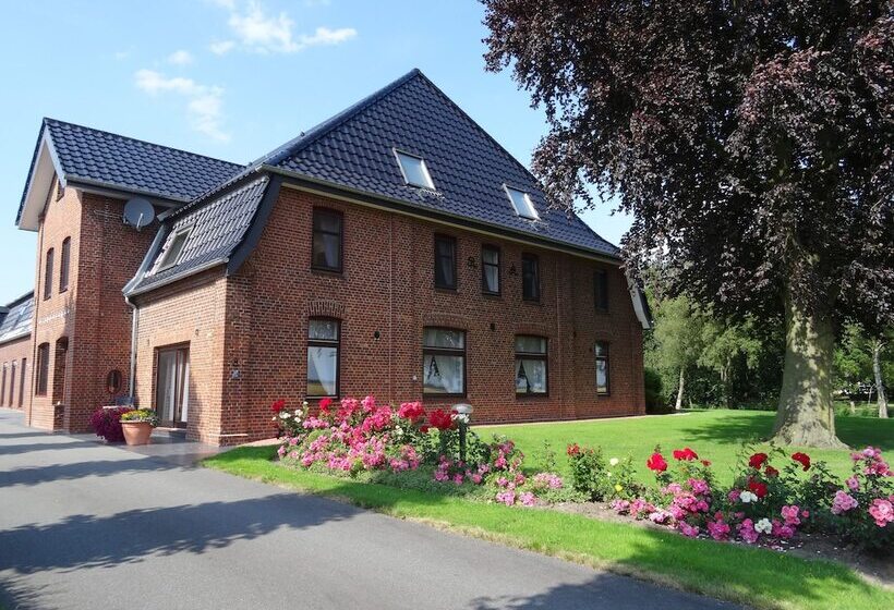 ホテル Apartment Ahsbahs Suite Near Airport