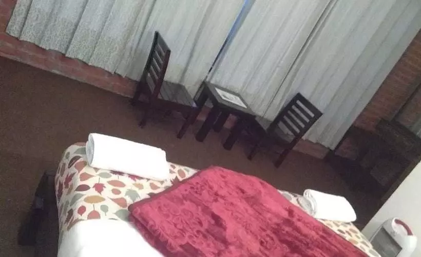 Hotelli Aranya Virasat