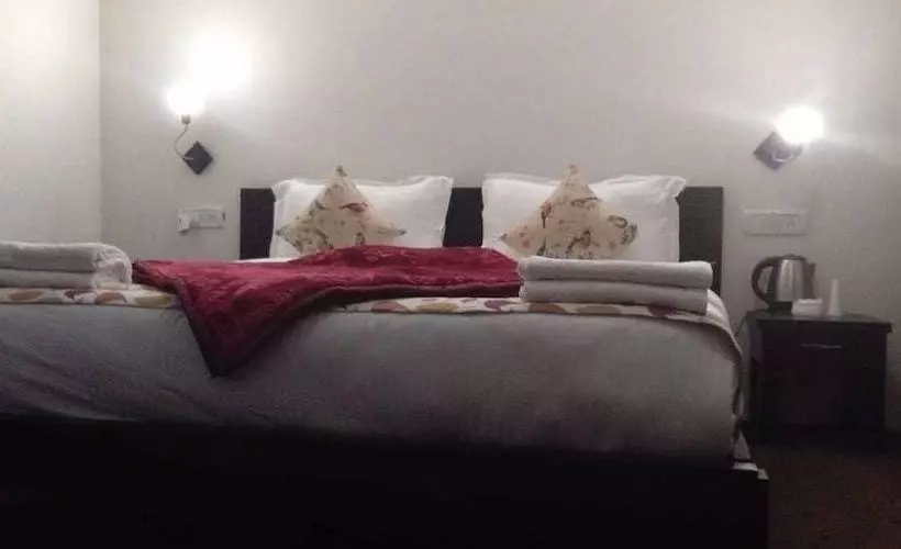 Hotelli Aranya Virasat