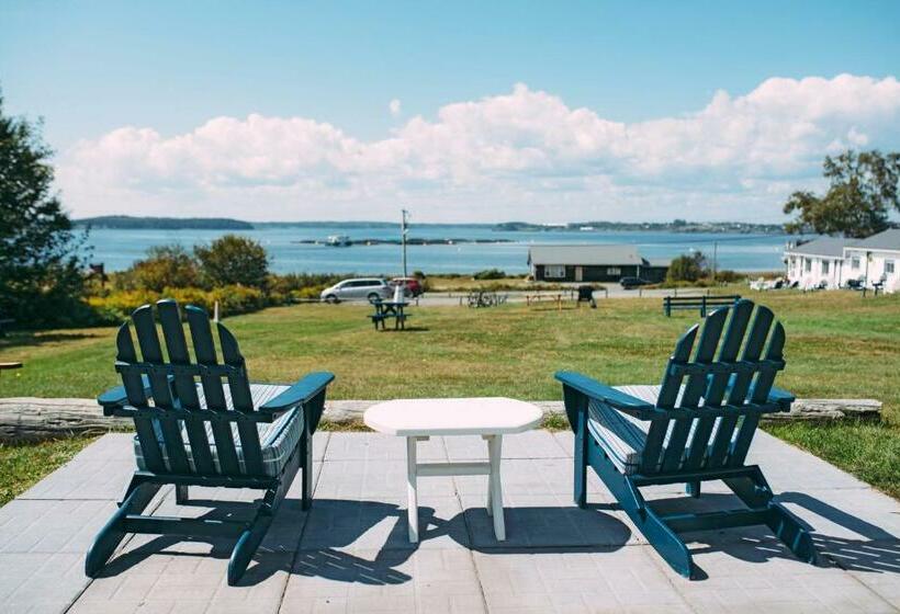 בית מלון כפרי Friars Bay Inn & Cottages