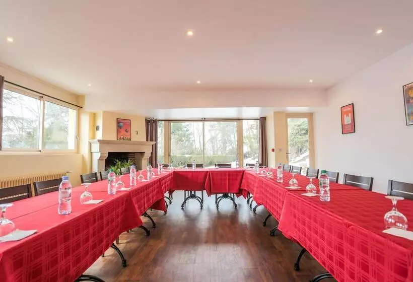 Hotelli Hôtel L'ermitage