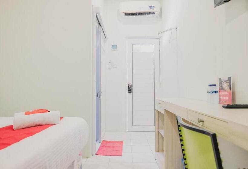 בית מלון כפרי Reddoorz @ Jalan Pangeran Antasari Lampung 2