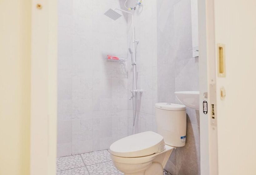 בית מלון כפרי Reddoorz @ Jalan Pangeran Antasari Lampung 2