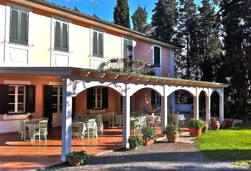 Maaseutuhotelli Agriturismo Campo Al Sole