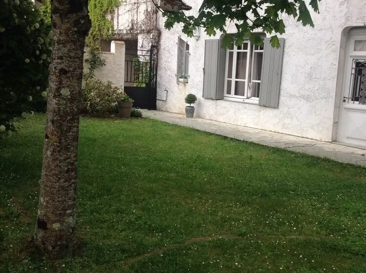 Pension  Chambre D Hôtes Les Hortensias