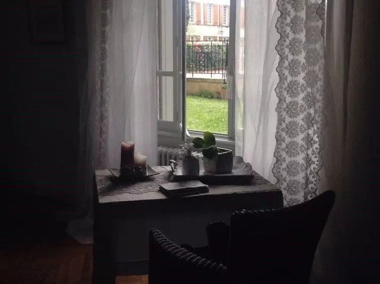 Pension  Chambre D Hôtes Les Hortensias