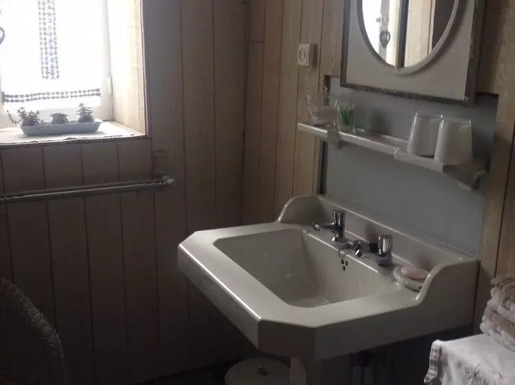 Pension  Chambre D Hôtes Les Hortensias