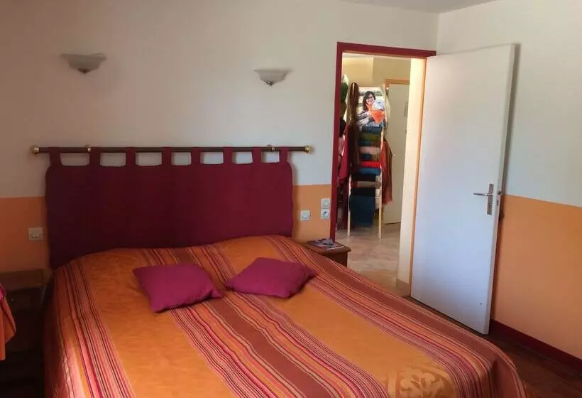 Majatalo La Ferme De La Maugerie