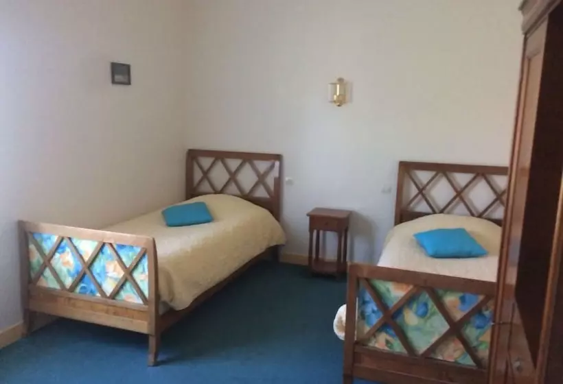 Majatalo La Ferme De La Maugerie