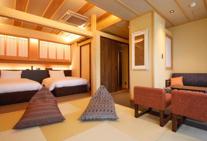 Ryokan Awaji Hamarikyu Takumi