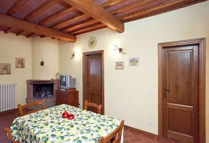 Detached Villa For 6 Pers. With Outdoor Swimming Pool