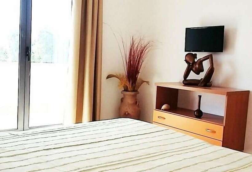 فندق فئة نجمة واحدة Villaggio Club Dominicus