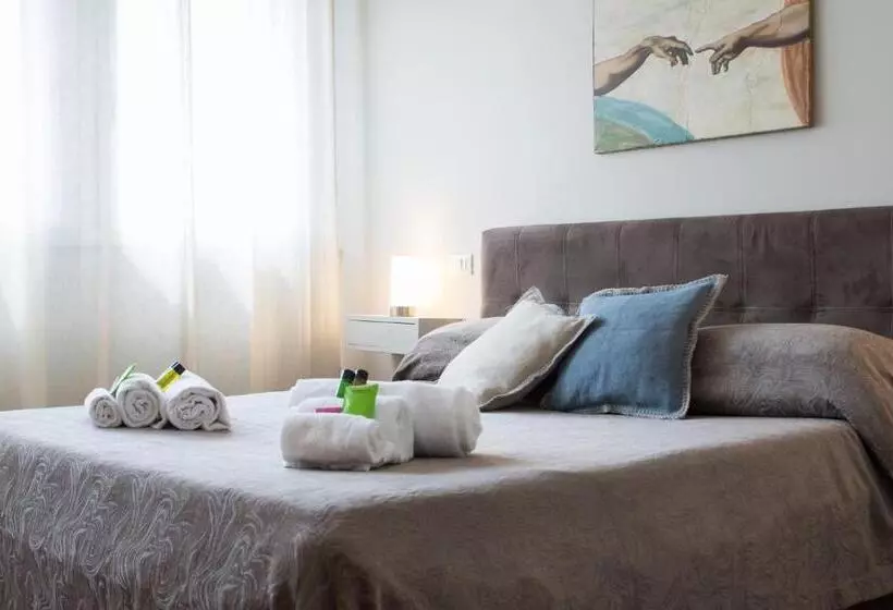 پانسیون My Way   Rooms   Palazzo San Matteo