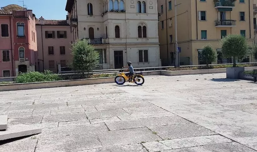 Sestri Mare & Beach Services Residence