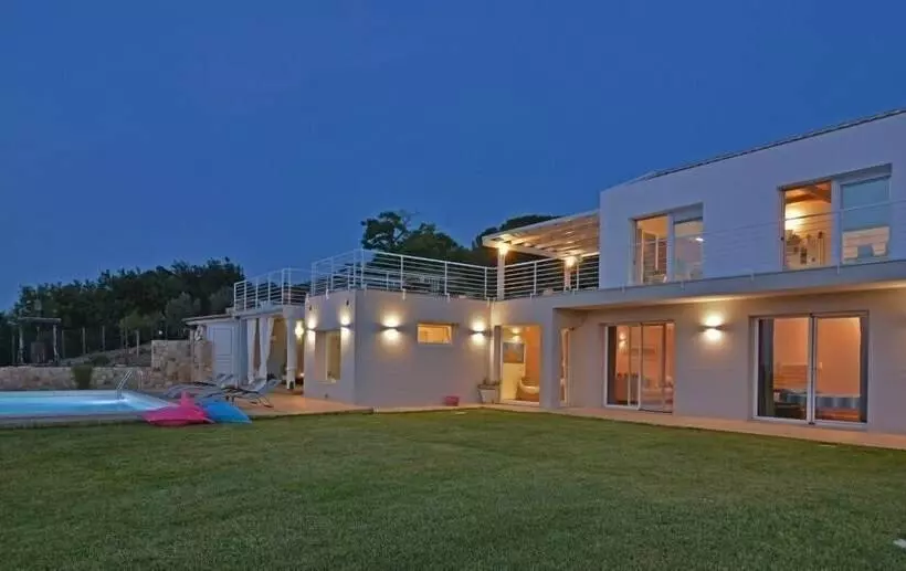 Villa Rita