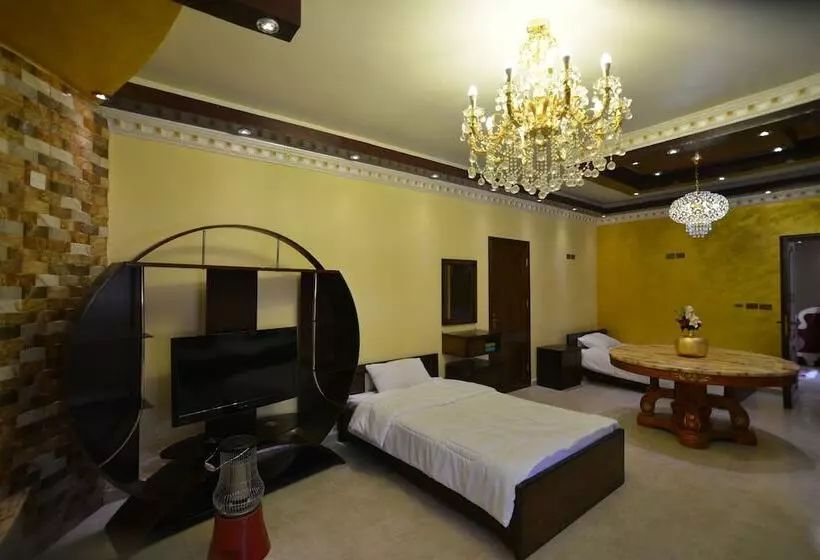 تختخواب و صبحانه Deluxe Villa Guest House