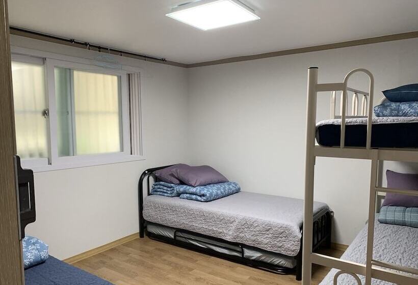 Bomulzip Hongdae Branch Hostel