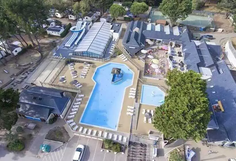 هتل Cormoran Huppé