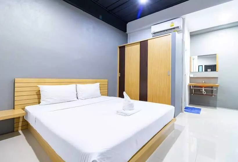 هتل Cs Klongtoey Grand Resort
