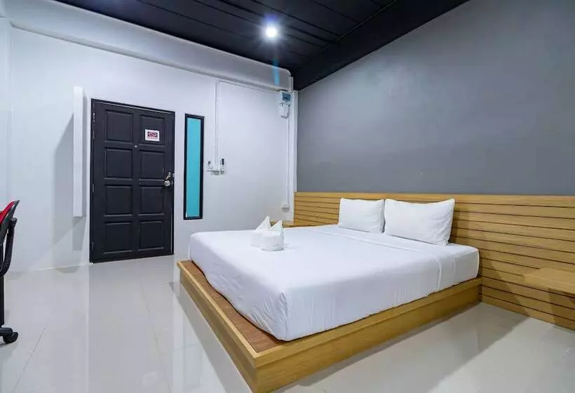 هتل Cs Klongtoey Grand Resort