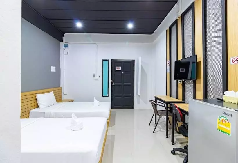 هتل Cs Klongtoey Grand Resort