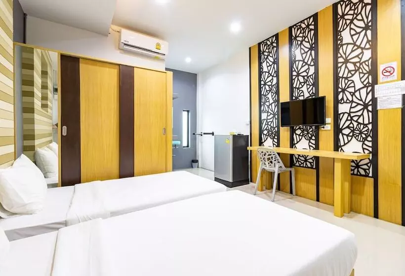 هتل Cs Klongtoey Grand Resort