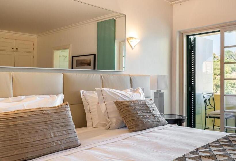 בית מלון כפרי Estoril Luxury Suites & Spa