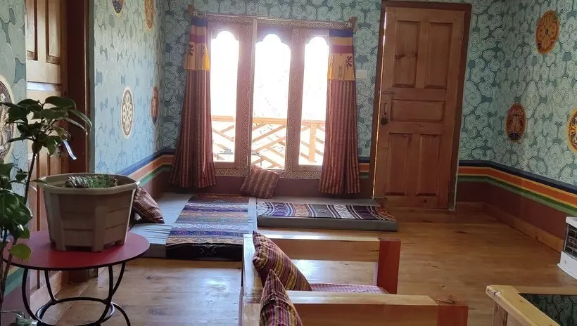 هتل Paro Village View Home Stay