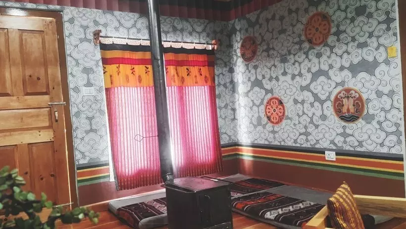 هتل Paro Village View Home Stay