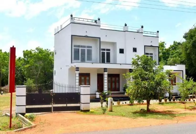ホテル Reliance Resort