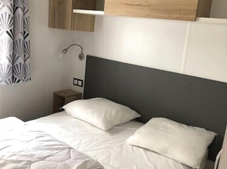 هتل Tadorne De Belon